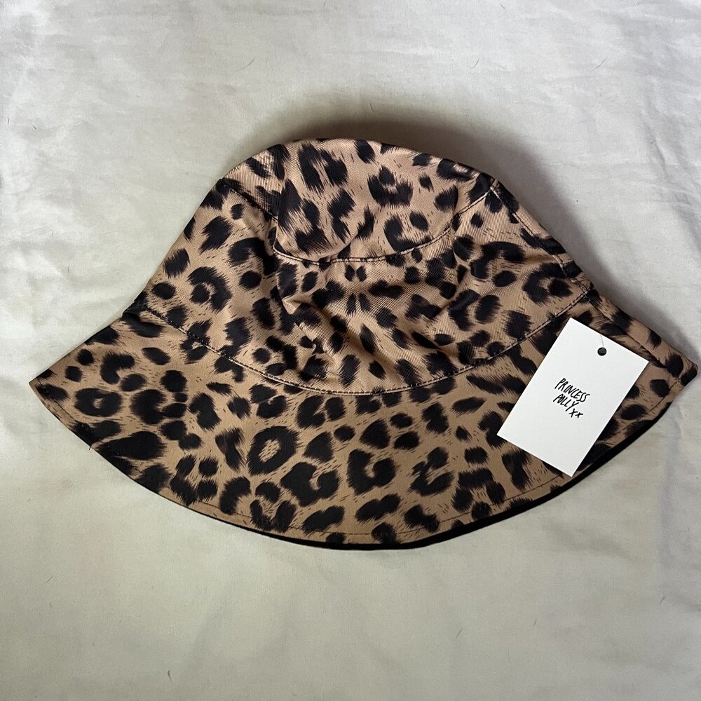 Princess Polly Reversible Cheetah & Black Hat NWT | Never Worn